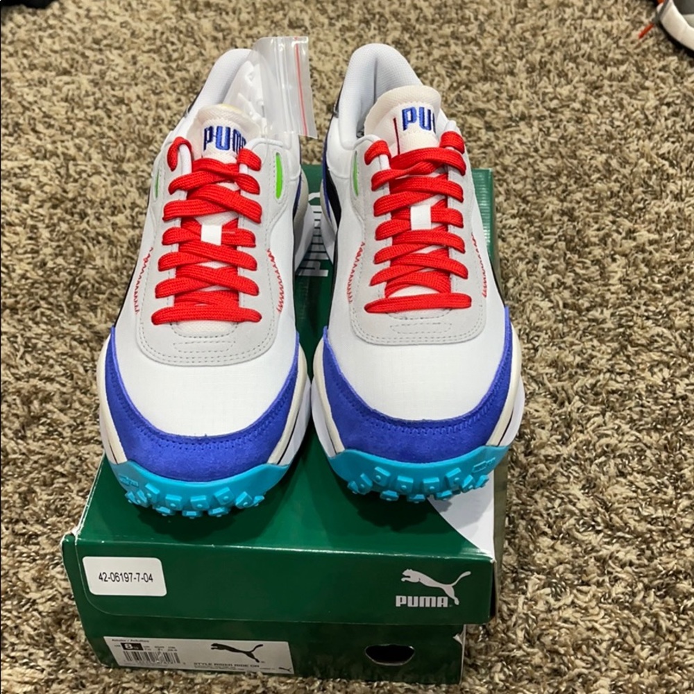 Never worn size 8.5 $80